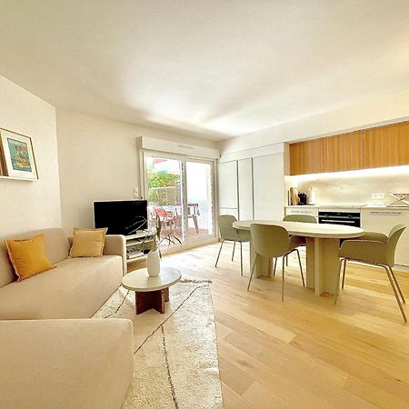 Splendide Appartement De Charme Avec Patio, Parking Et Plage A 3 Minutes Biarritz Exterior photo